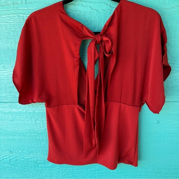 BANANA REPUBLIC Y2K V-NECK TIE BACK TOP FLUTTER SLEEVES BRICK RED SZ MEDIUM NWT - Picture 8 of 8